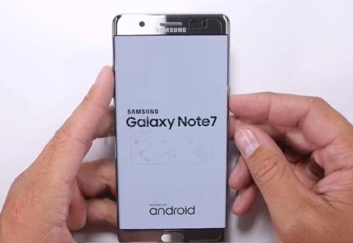 钢化玻璃贴膜那是必须的 !三星Note7暴力测试