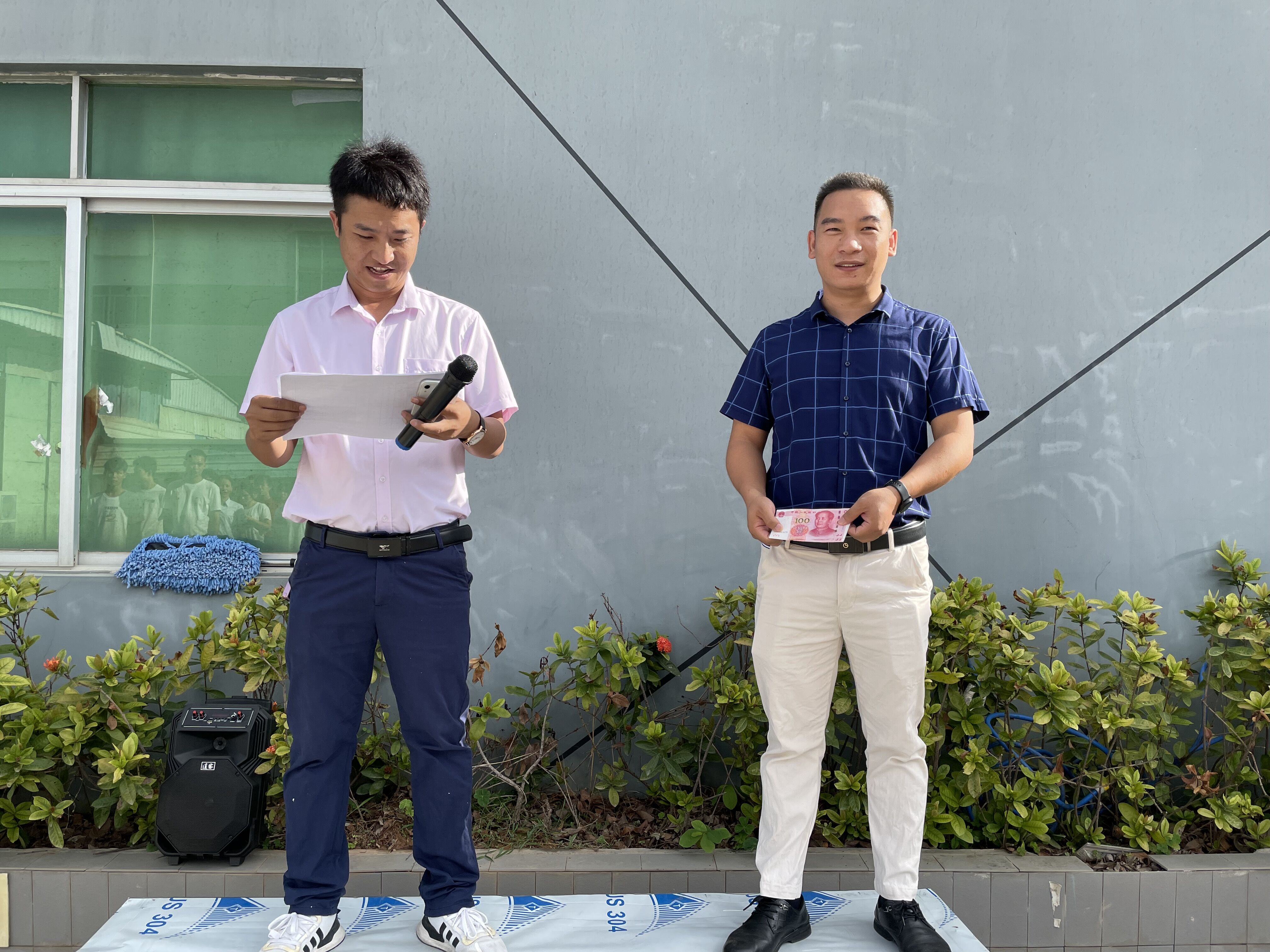 曲面钢化膜厂家